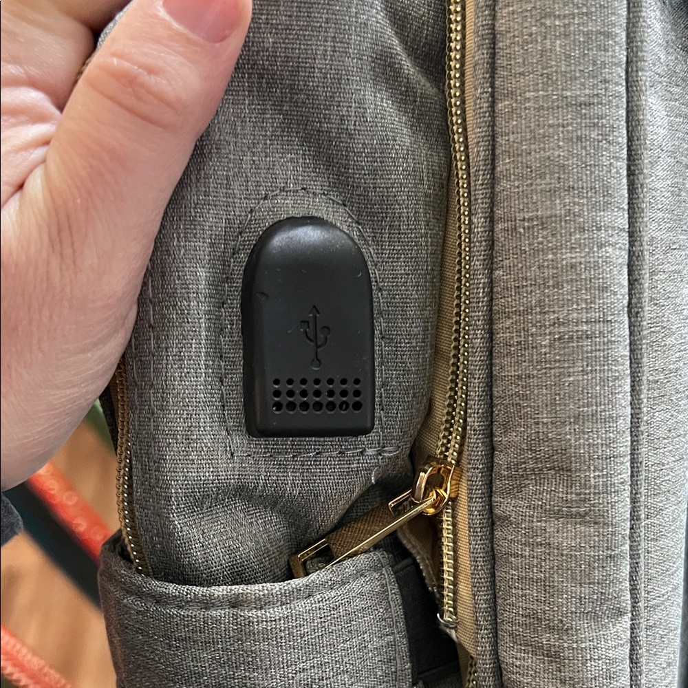 Amazon Gray Baby Bag - Picture 3 of 10